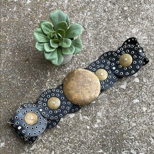 Vintage Western Boho Gypsy Medallion Concho Leather Wide Disc Pinhole Waist Belt